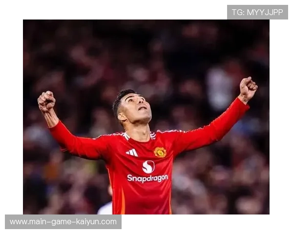 英超曼联外线穿插见效，末段抢下三分