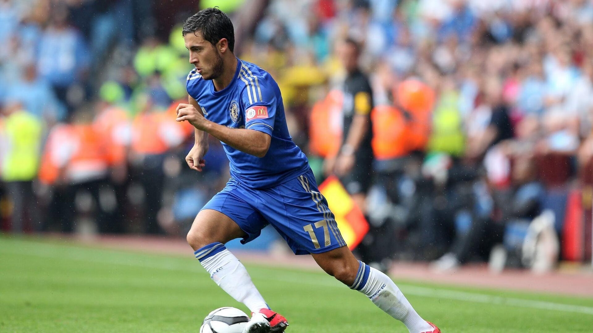 世界杯最佳新秀登陆欧冠豪门 首秀即送出助攻